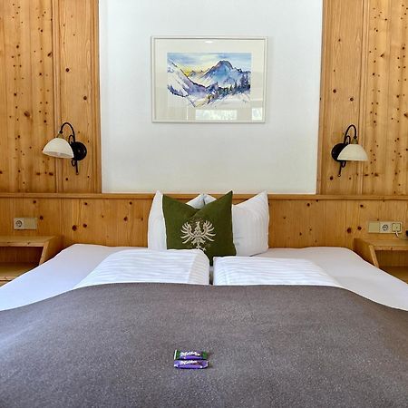 Hotel Zirbenhof Sankt Leonhard im Pitztal Exterior foto
