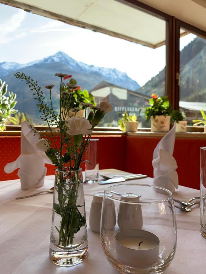 Hotel Zirbenhof Sankt Leonhard im Pitztal Exterior foto
